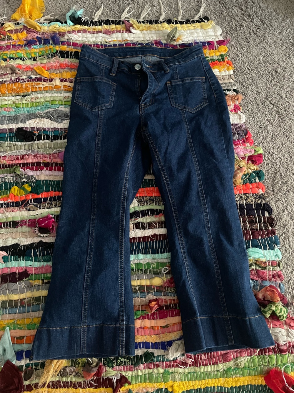 Capri jeans